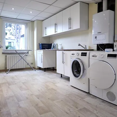 Maison 140m2 Au Calme - Beau Jardin - A 15mn A Pied Du Centre-ville De Дом отдыха *
