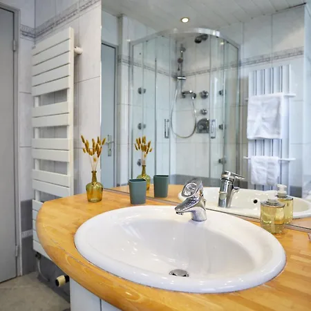 Maison 140m2 Au Calme - Beau Jardin - A 15mn A Pied Du Centre-ville De * Кольмар