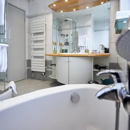 Holiday home Maison 140m2 Au Calme - Beau Jardin - A 15mn A Pied Du Centre-ville De Colmar