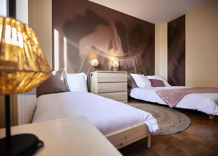 Maison 140m2 Au Calme - Beau Jardin - A 15mn A Pied Du Centre-ville De *